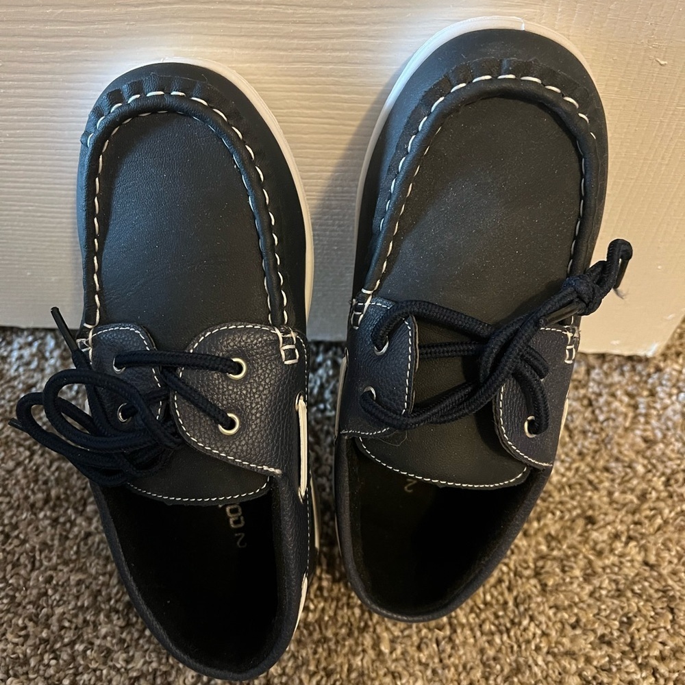 Kids Navy Boat Shoes - NWOT